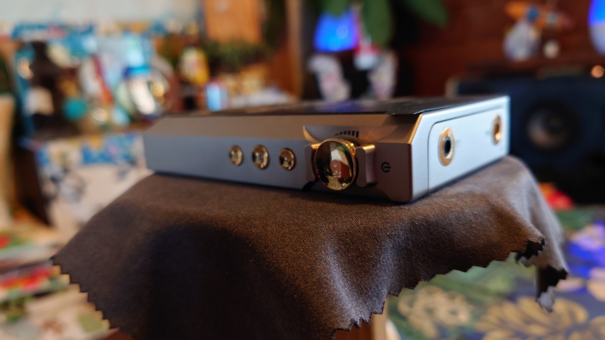 Cayin N6ii Titanium Limited Edition with R01&nbsp;R-2R